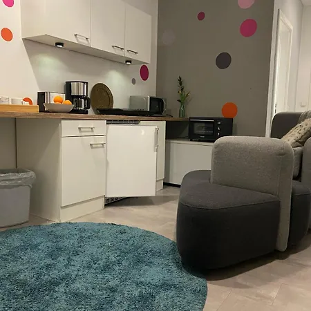 2 Mit Gemeinschaftsraeumen, Tiefgarage